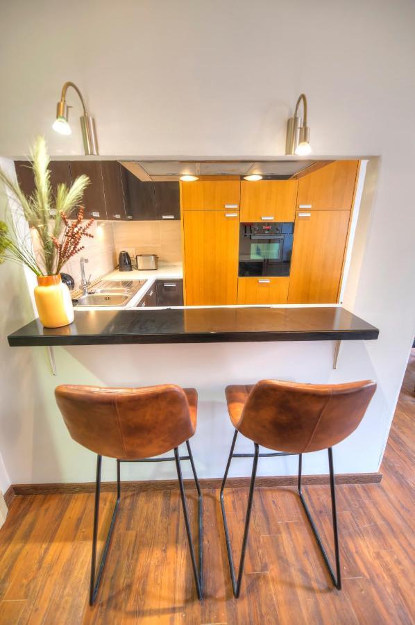 Chic 2Bedroom Apartment Near Sliema Ferries Cesi1-1 ภายนอก รูปภาพ